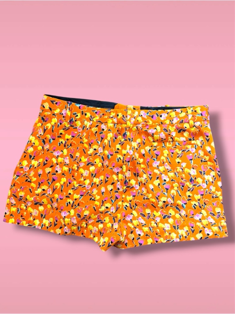 Versace 100% Silk Orange Floral Shorts - Picture 3 of 8